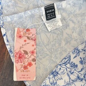 SHEIN Blue and White Floral Pattern Dress